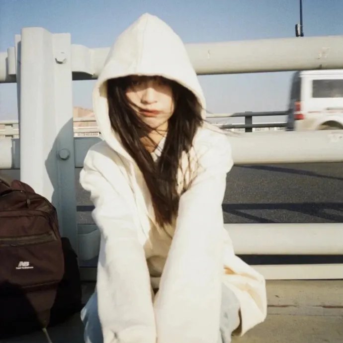 空房间里的妻子