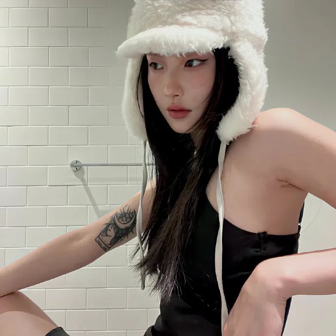 左边最后那栋房子